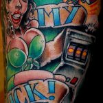 Fotó a kocka tetoválásról # 402 - a minta hűvös változata, amely sikeresen használható a kocka nyakon történő feldolgozására és felhordására tetoválásként