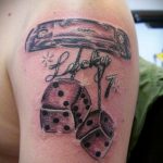 Fotó a kocka tetoválásról # 503 - a minta exkluzív változata, amely sikeresen használható a kockák és kártyák átalakítására és felhelyezésére tetoválásként