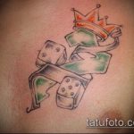 Fotó a kocka tetoválásról # 635 - a minta hűvös változata, amely sikeresen használható a kocka és a kártya tetoválásként történő véglegesítésére és alkalmazására