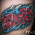 A kocka tetoválás fotója # 189 a minta érdekes változata, amely sikeresen használható a kocka megváltoztatására és az arcon tetoválásként történő alkalmazására