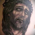 Fotó a 304 -es Jézus Krisztus tetoválásról - a rajz exkluzív változata, amely sikeresen használható felülvizsgálatra és alkalmazásra, mint Jézus Krisztus tetoválása az oldalán