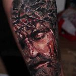 Fotó a 911 -es Jézus Krisztus tetoválásról - a rajz hűvös változata, amely sikeresen használható felülvizsgálatra és alkalmazásra, mint Jézus Krisztus és az ördög tetoválása