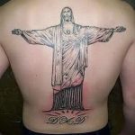 Fotó a 373. számú Jézus Krisztus tetoválásról - a rajz méltó változata, amely sikeresen használható feldolgozásra és alkalmazásra, mint Jézus Krisztus tetoválása a vállán