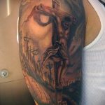 Fotó az 566 -os számú Jézus Krisztus tetoválásról - a kép hűvös változata, amely könnyen használható a Jézus hátán lévő tetoválás átalakítására és alkalmazására