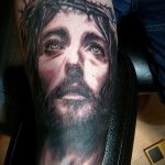 Fotó a 731 -es Jézus Krisztus tetoválásról - a rajz exkluzív változata, amely sikeresen használható módosítására és alkalmazására, mint Jézus Krisztus tetoválása az oldalán