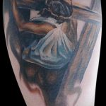 Fotó a Jézus Krisztus 286. számú tetoválásról - a kép hűvös változata, amely sikeresen felhasználható Jézus Krisztus tetoválásává alakítására és alkalmazására a vállán