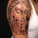 Fénykép a Jézus Krisztus tetoválásról, 843. sz. - a rajz méltó változata, amely könnyen felhasználható változtatásra és alkalmazásra, mint Jézus Krisztus tetoválása a csuklón