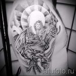 Ikon stílusú tetoválás opció - fotó