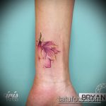 A meglévő írisz tetoválás érvényes változata - a rajz alkalmas a hátsó írisz tetoválására