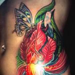 Az írisz tetoválás tesztpéldája - a rajz alkalmas írisz tetoválásra a vállán