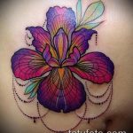 A meglévő írisz tetoválás eredeti változata - a rajz alkalmas tetováló írisz nyakára