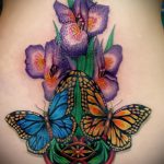 Az írisz tetoválás tesztpéldája - a rajz alkalmas a kar írisz tetoválására