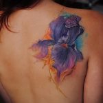 Eredeti példa a kész írisz tetoválásra - a rajz alkalmas a hátán lévő írisz tetováláshoz