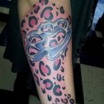 Fotó egy sárgaréz csülök tetoválásról, kelte: 2018.09.11. №012 - tetovált sárgaréz csülök -