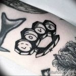 Fotó sárgaréz csukló tetoválásról 2018.09.11. №145 - tetovált sárgaréz csülök -