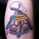 Fotó sárgaréz csukló tetoválásról 2018.09.11. №130 - tetovált sárgaréz csülök -