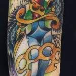 Fotó sárgaréz csülök tetoválásról 2018.09.11. №098 - tetovált sárgaréz csülök -