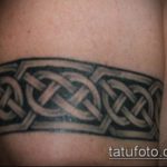 307 -es kelta tetoválás - a minta hűvös változata, amely sikeresen használható feldolgozásra és kelta tetoválásként történő alkalmazásra az alkaron