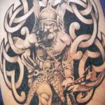 Kelta tetoválásszám 532 - a minta egyedi változata, amely jól használható változtatásra és kelta tetoválásként az alkarra