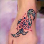 A kelta tetoválás # 357 a minta klassz változata, amely könnyen használható kelta tetoválásként történő átalakításra és alkalmazásra