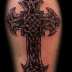 A kelta tetoválás # 410 a minta egyedi változata, amely jól használható a kelta fa tetoválásához és feldolgozásához.