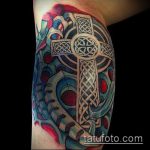 Kelta 130 -as tetoválás - a minta hűvös változata, amely sikeresen használható változtatásra és felhelyezésre, mint kelta tetoválás a karon