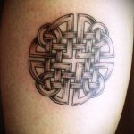 A kelta tetoválás # 766 a minta klassz változata, amely sikeresen használható a finomításhoz és a kelta ujjú tetováláshoz