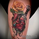 Eredeti példa egy meglévő tőr és rózsa tetoválásra - a rajz alkalmas tőr és skarlát rózsa tetováláshoz