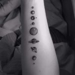 tetoválás tér minimalizmus - fotó a kész tetoválásról 5120 tatufoto.ru