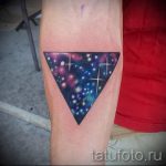 tetoválás tér háromszög - fotó a kész tetoválásról 26214 tatufoto.ru
