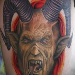 zdjęcie tatuażu koziego nr 950 - godna wersja wzoru, którą z powodzeniem można wykorzystać do przekształcenia i zastosowania jako old schoolowego tatuażu koziego