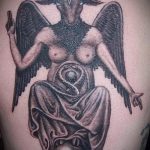 zdjęcie tatuażu kozy #381 - fajna wersja wzoru, który można z powodzeniem wykorzystać do powtórki i zastosowania jako tatuażu koza zjada trawę