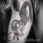 zdjęcie tatuażu koziego nr 793 - fajna wersja wzoru, którą z powodzeniem można wykorzystać do finalizacji i nałożenia jako tatuaż atomów kozy i noży