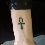 fotó az Ankh kereszt tetoválásról, kelte: 2017.10.27. №154 - Ankh tetoválás -