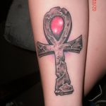 fotó az Ankh kereszt tetoválásról, kelte: 2017.10.27. №156 - Ankh tetoválás -