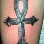 fotó az Ankh kereszt tetoválásról, kelte: 2017.10.27. №108 - Ankh tetoválás -