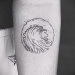 Jó példa a tetovált körre - a rajz alkalmas a kar körkörös tetoválására