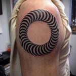 A kész kör tetoválás hűvös változata - a rajz alkalmas egy körben lévő tetováláshoz