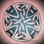 Érdekes példa egy meglévő kör tetoválásra - a rajz alkalmas a baráti kör tetoválására