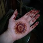 A meglévő kör tetoválás eredeti változata - a rajz alkalmas a kör tetoválására a hátán