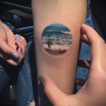 A tetovált kör érdekes változata - a rajz alkalmas a háromszög kör tetoválására