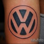 Egy meglévő kör tetoválás egyedülálló példája - a rajz alkalmas oroszlán kör tetoválásra