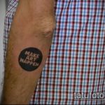 A kör tetoválás menő változata - a rajz alkalmas arra, hogy mit jelent a kör tetoválás