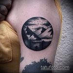 A kör tetoválás menő változata elkészült - a rajz alkalmas a kör tetoválására a mellkason