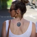 A meglévő kör tetoválás hűvös változata - a rajz alkalmas egy kör tetoválás csillagához