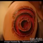 Jó példa a kör tetoválásra - a rajz alkalmas a mellkas kör tetoválására