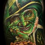 Fotó egy manó tetoválásról 2018. 08. 04. №220 - Leprechaun tetoválás -