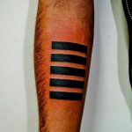 Fotó a vonalas tetoválásról 2018.09.17. №247 - vonal tetoválás -