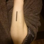 Fotó egy vonalas tetoválásról, kelte: 2018.09.17. №043 - vonal tetoválás -