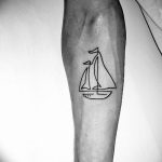 Fotó egy vonalas tetoválásról, kelte: 2018.09.17. №087 - vonal tetoválás -